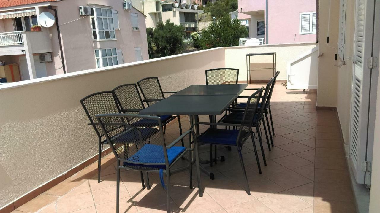 Apartment Ivanka Makarska Bagian luar foto