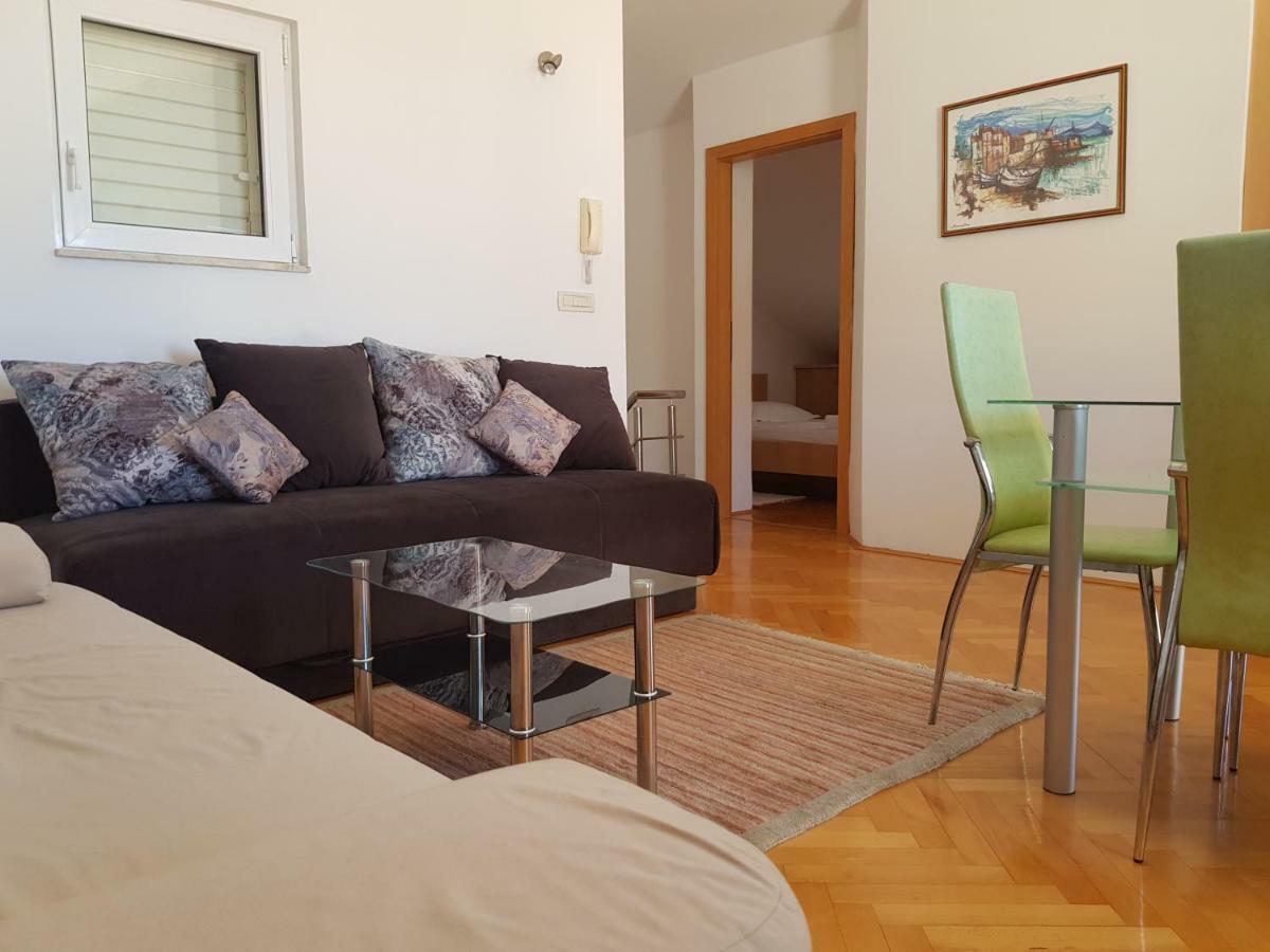 Apartment Ivanka Makarska Bagian luar foto