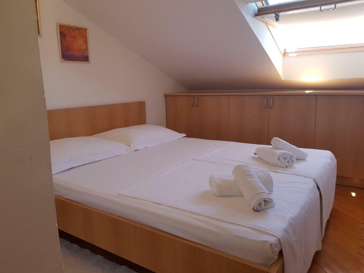 Apartment Ivanka Makarska Bagian luar foto