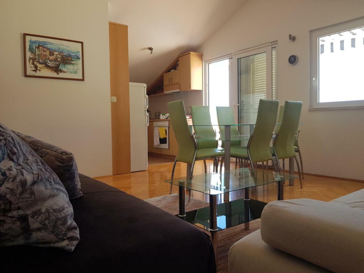 Apartment Ivanka Makarska Bagian luar foto